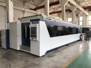 professionell CNC-fiberlaserskärmaskin 1000w 1500w med utbytebord